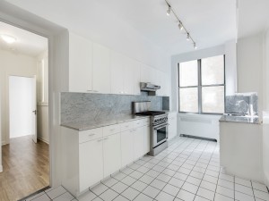 realty 2 Sotheby's New York City real estate -Rare Fifth Avenue Rental - Park Views